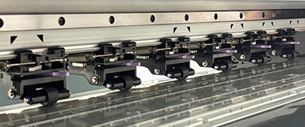 UV-DTFフィルム専用の独自開発ピンチローラー