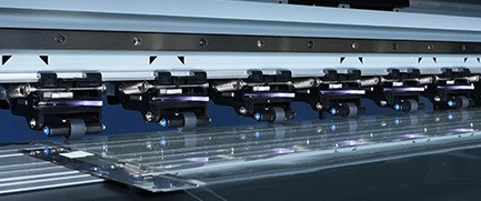 UV-DTFフィルム専用の独自開発ピンチローラー